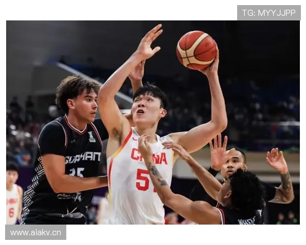 杨瀚森训练完直接去吃火锅，自律人设崩了？