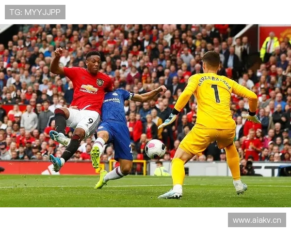 切尔西的沉沦：战术混乱与管理危机下的豪门困境